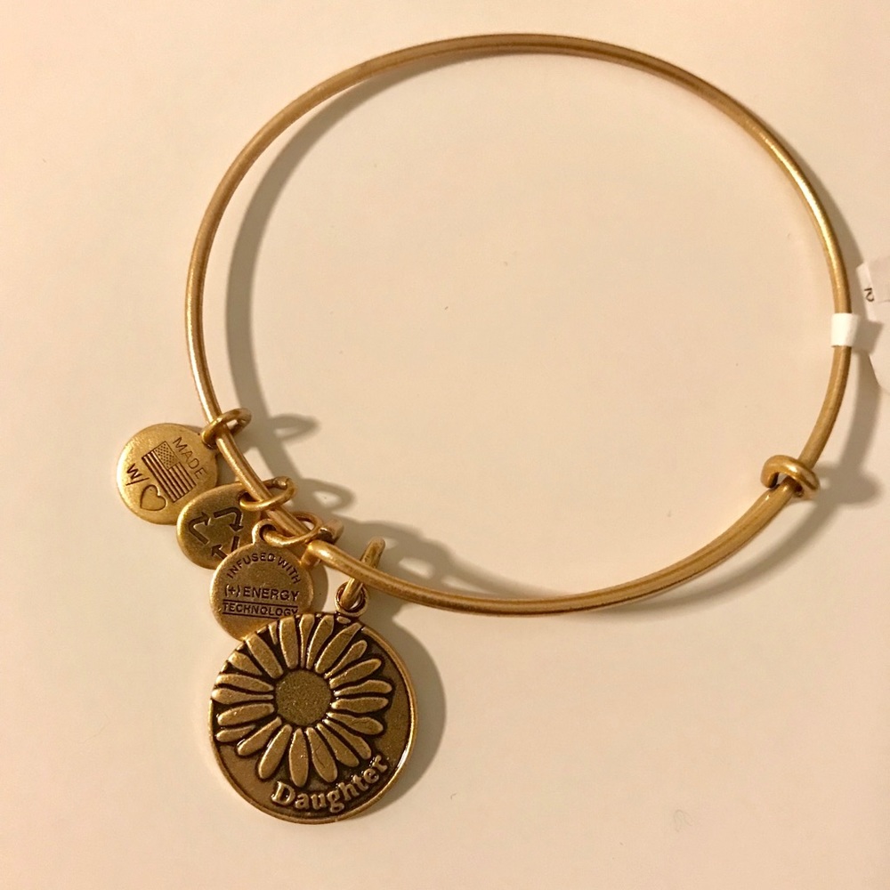 NWT Alex And Ani Daughter Flower Bracelet